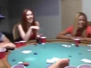 Young teenagers sikiş on poker night