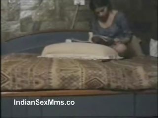 Mumbai Esccort sex movie clip - IndianSexMms.Co