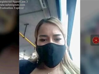 Mademoiselle em um autocarro filmagens dela tetas risky, grátis sexo vídeo exposição 76
