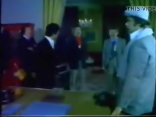 Askin kanunu 1979: vapaa embraces likainen video- elokuva 6d