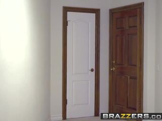 Brazzers - צעד אמהות ב שליטה - מייגן גשם בֵּרוֹנִיקָה avluv marku