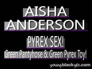 Podmanivý dospívající černý mademoiselle aisha anderson