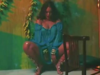 Gorgeous Rihanna: Free magnificent HD xxx clip mov e4