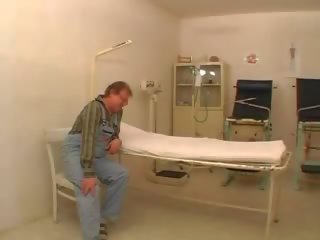 Nmln čudno star chap dobi prva razred medicinska sestra: brezplačno umazano posnetek 92