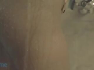 Bebo alır bir banyo ile asyalı genç, ücretsiz komik erişkin klips klips 6b