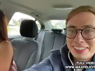 Il primo βίντεο πορνό σε macchina di martina smeraldi con max felicitas
