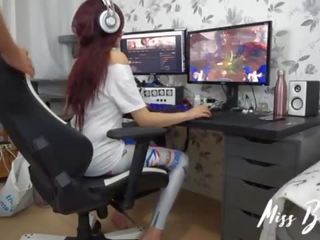 D&period;va having a quickie while gaming - miss pisang
