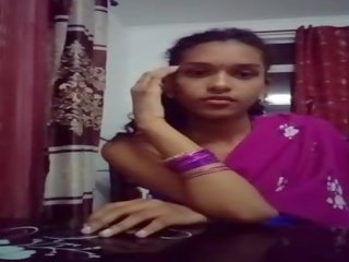 Pleasant mademoiselle in Saree Doing Sefles Mp4, Free dirty clip 5f
