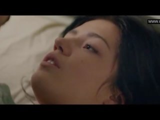 阿黛尔 exarchopoulos - 袒胸 成人 电影 场景 - eperdument (2016)